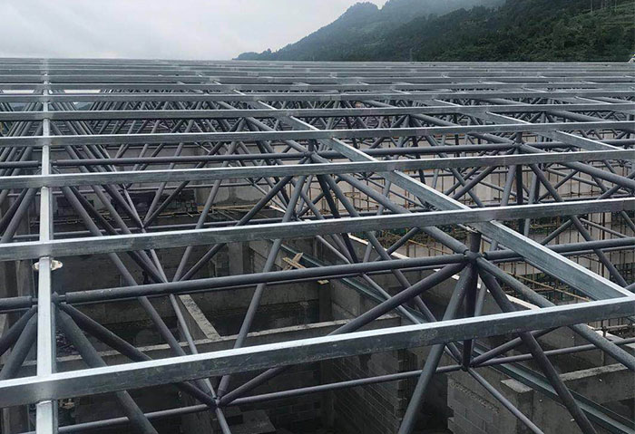 漳平仁怀冠英学校艺体楼网架